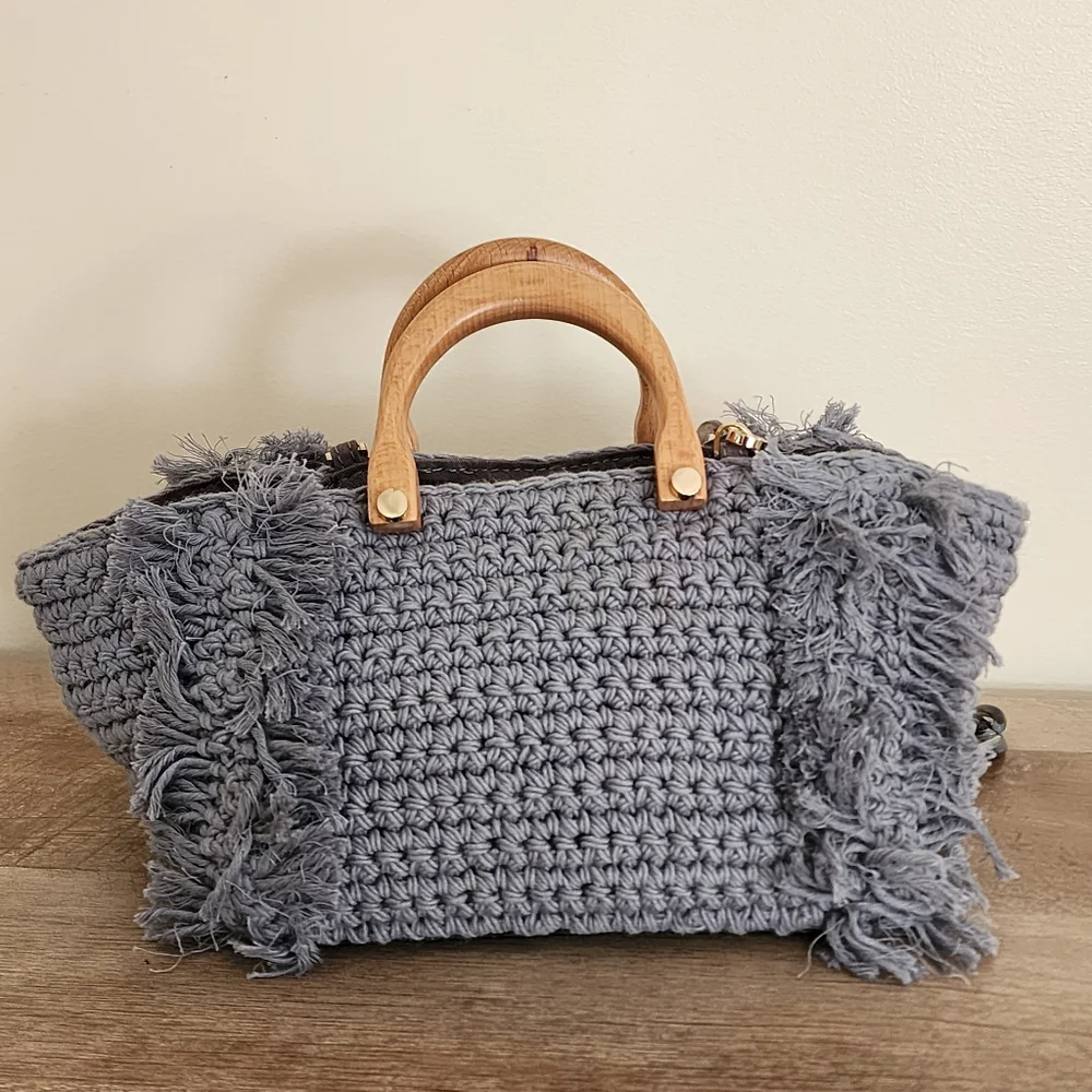 Monserat DeLucca Cable Knit Woven Slouch Hobo Purse Acrylic Crossbody Strap Grey - Picture 5 of 12